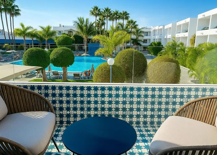Oasis Lanz Mate Hotel 4*