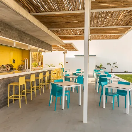 Oasis Lanz Mate 4* Costa Teguise
