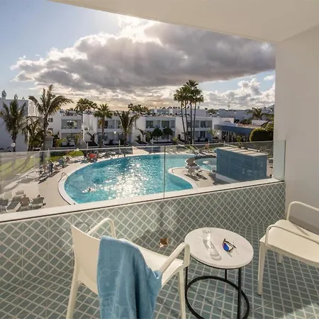 Oasis Lanz Mate Costa Teguise