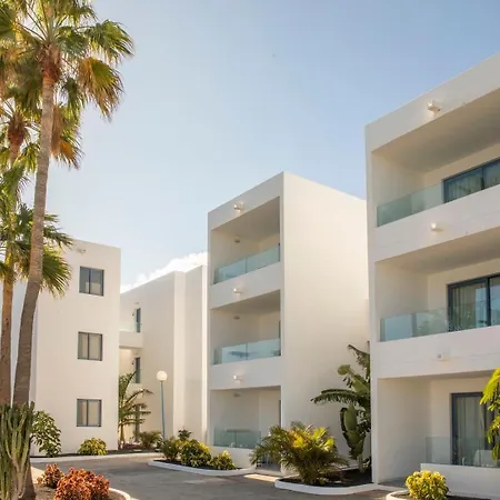 Hotel Oasis Lanz Mate 4*