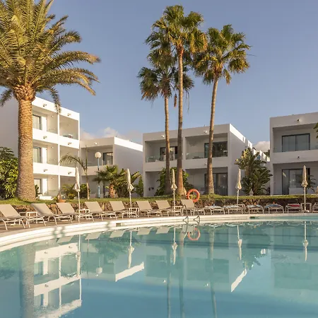 Oasis Lanz Mate Hotel