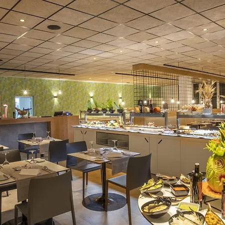 兰兹绿洲海滩度假村 酒店
