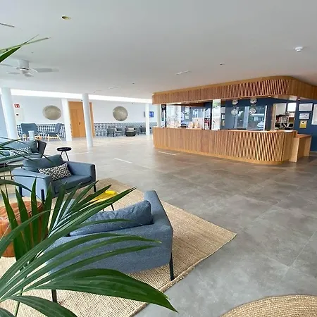 Hotel Oasis Lanz Mate 4*