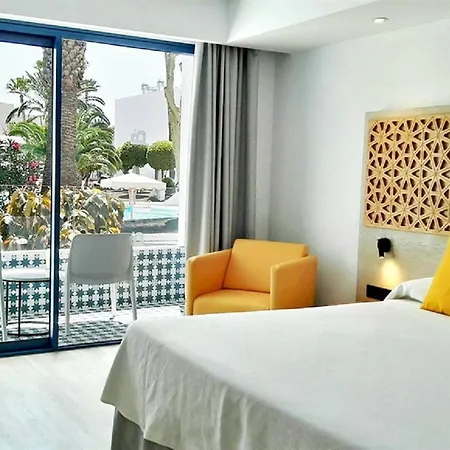 Ξενοδοχείο Oasis Lanz Mate 4*