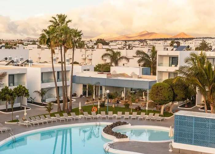 Oasis Lanz Mate Hotel