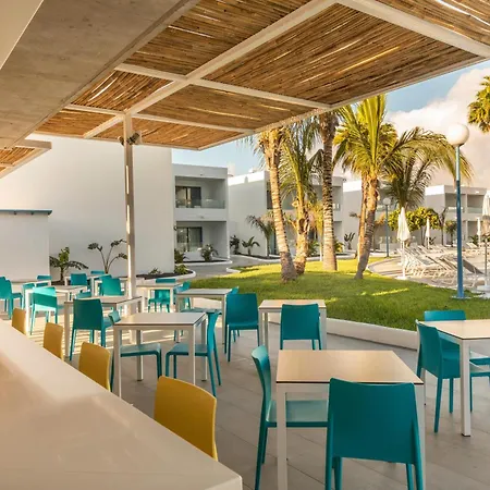 Oasis Lanz Mate Ξενοδοχείο