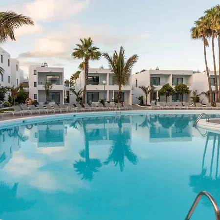Oasis Lanz Mate Hotell 4*