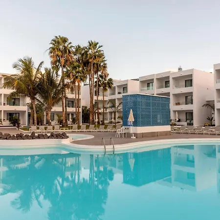 Ξενοδοχείο Oasis Lanz Mate 4*