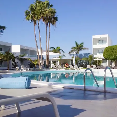 Ξενοδοχείο Oasis Lanz Mate 4*