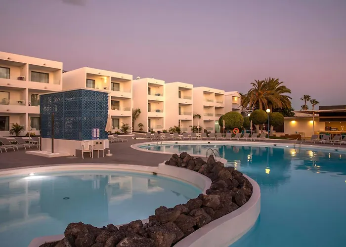 Отель Oasis Lanz Mate